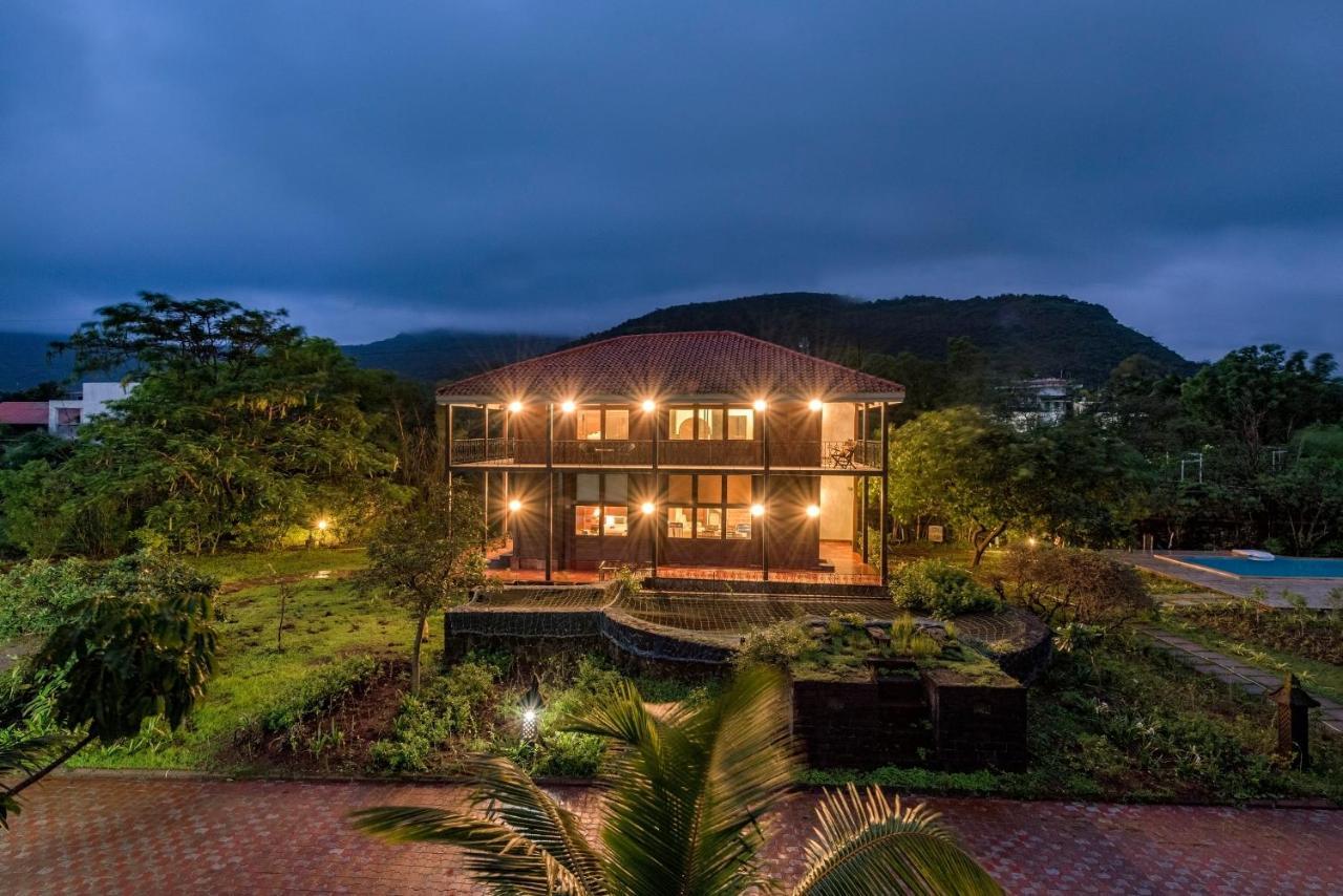 Saffronstays Boulevard Loghouse - A Wooden Chalet Amidst Nature Karli Bagian luar foto